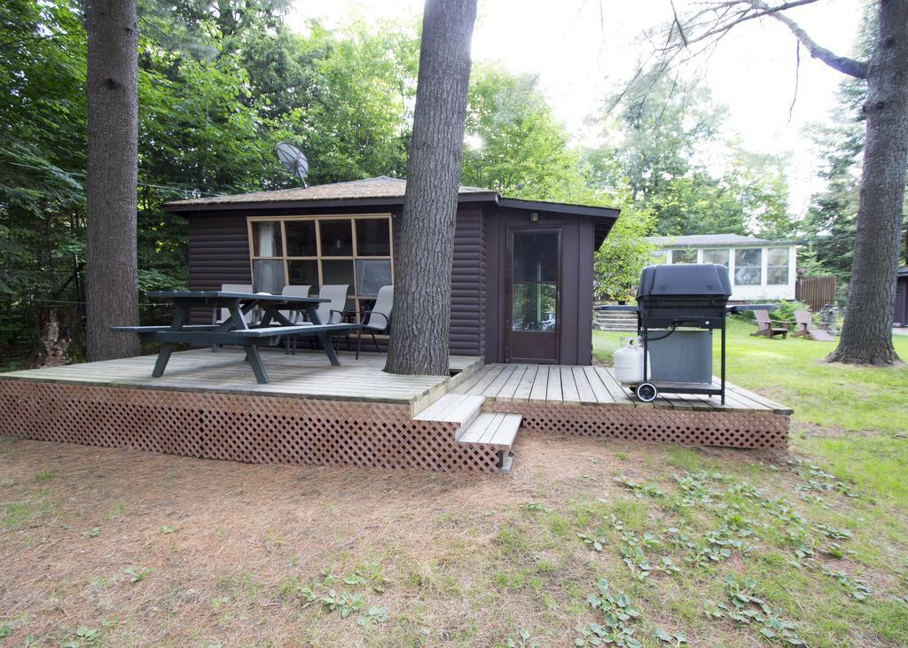 The Pines Cottage Resort Oxtongue Lake Dış mekan fotoğraf