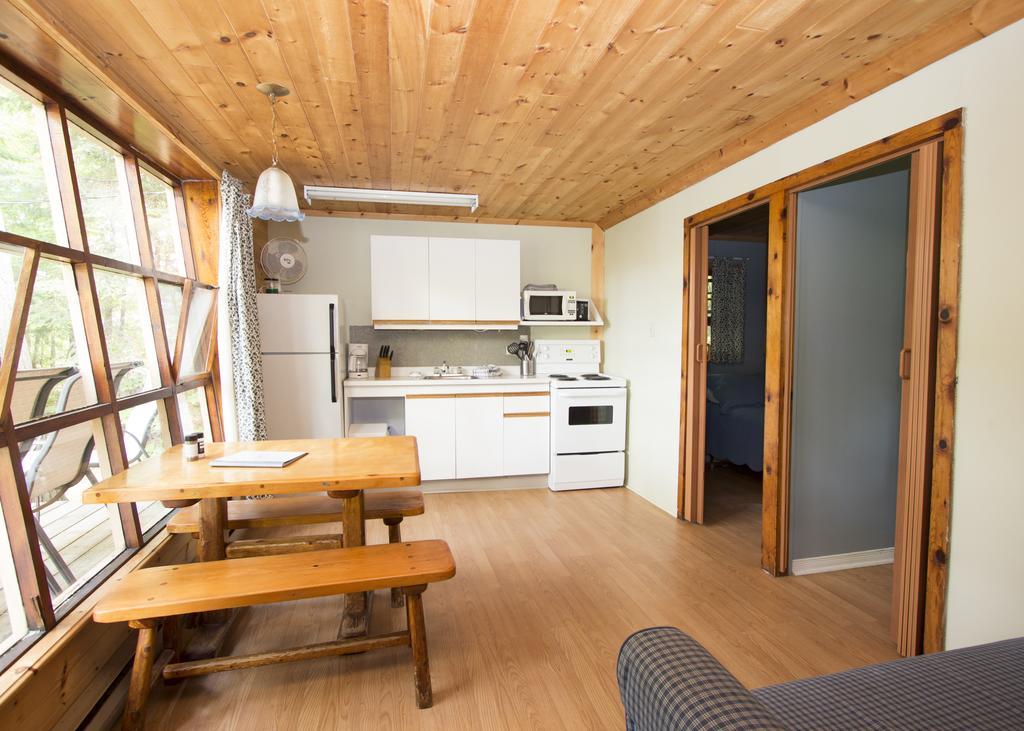 The Pines Cottage Resort Oxtongue Lake Dış mekan fotoğraf