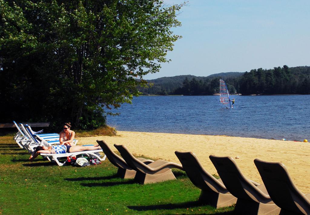 The Pines Cottage Resort Oxtongue Lake Dış mekan fotoğraf